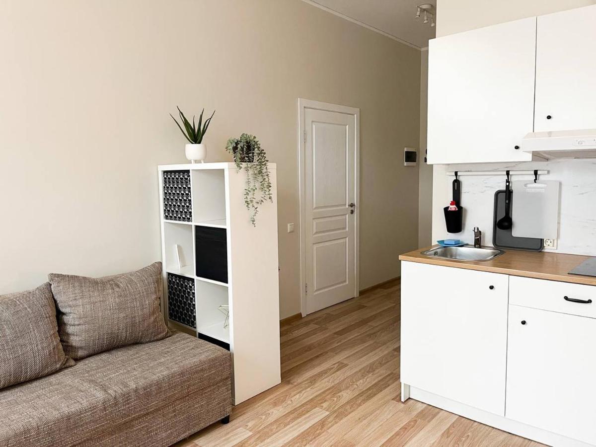 Bright Spacious Apartment In Riga With Free Parking Exterior foto